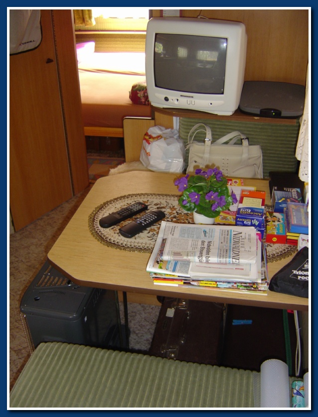 Kaeslin's Wohnwagen Wohnzi 2